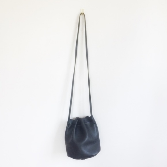 Boho Black Drawstring Bucket Bag Crossbody Purse - Picture 4 of 8
